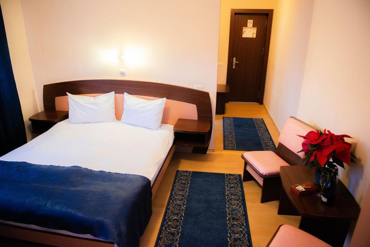 Casa Maia Hotel Buşteni Eksteriør billede