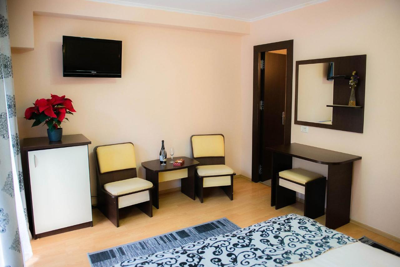 Casa Maia Hotel Buşteni Eksteriør billede
