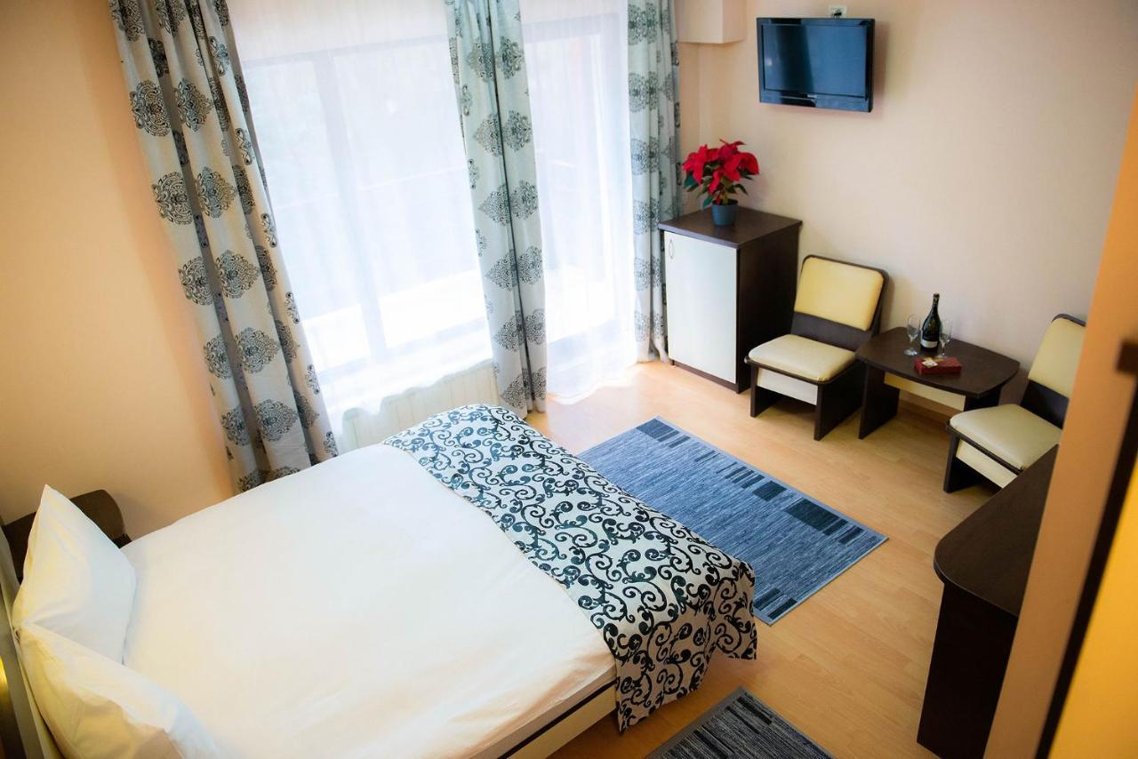 Casa Maia Hotel Buşteni Eksteriør billede