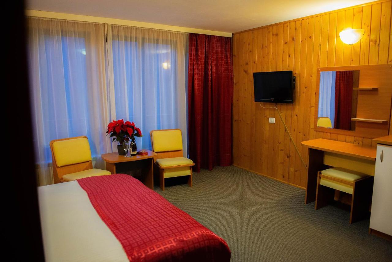 Casa Maia Hotel Buşteni Eksteriør billede