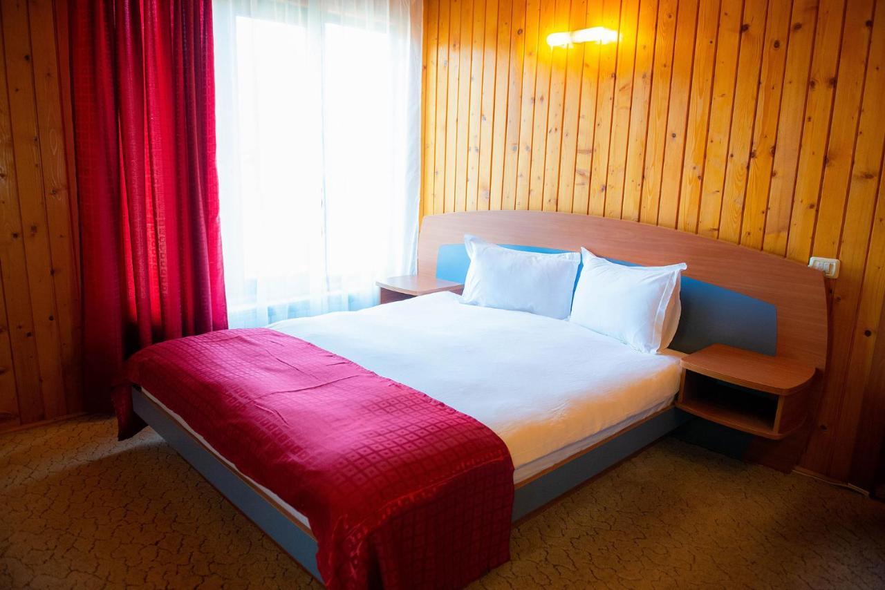 Casa Maia Hotel Buşteni Eksteriør billede