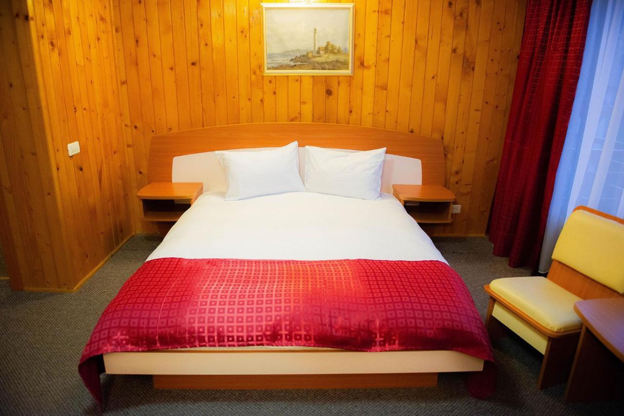 Casa Maia Hotel Buşteni Eksteriør billede