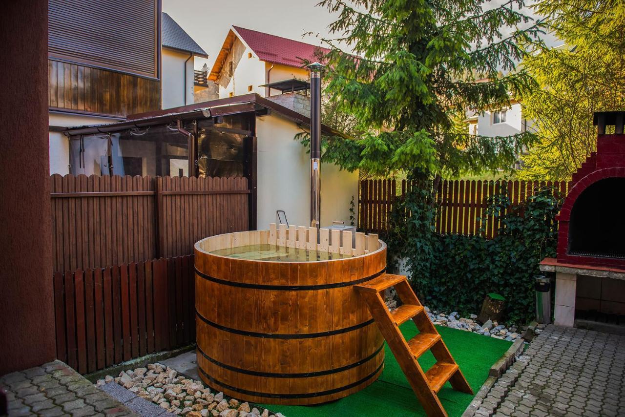 Casa Maia Hotel Buşteni Eksteriør billede